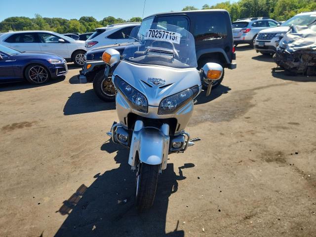 2015 HONDA GL1800 JH2SC68H8FK300290