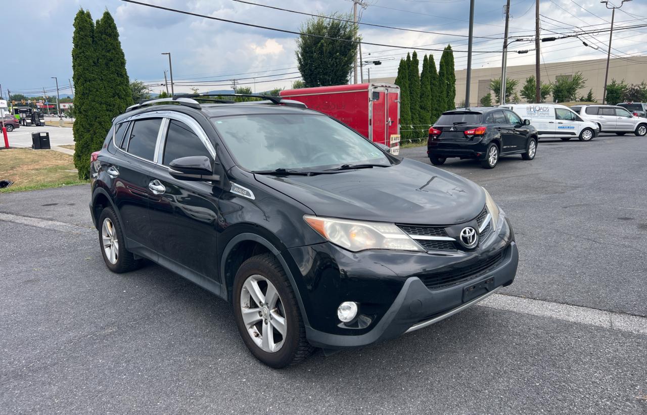 TOYOTA RAV4 XLE