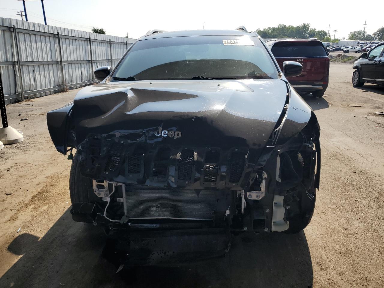 JEEP GRAND CHEROKEE LATITUDE PLUS