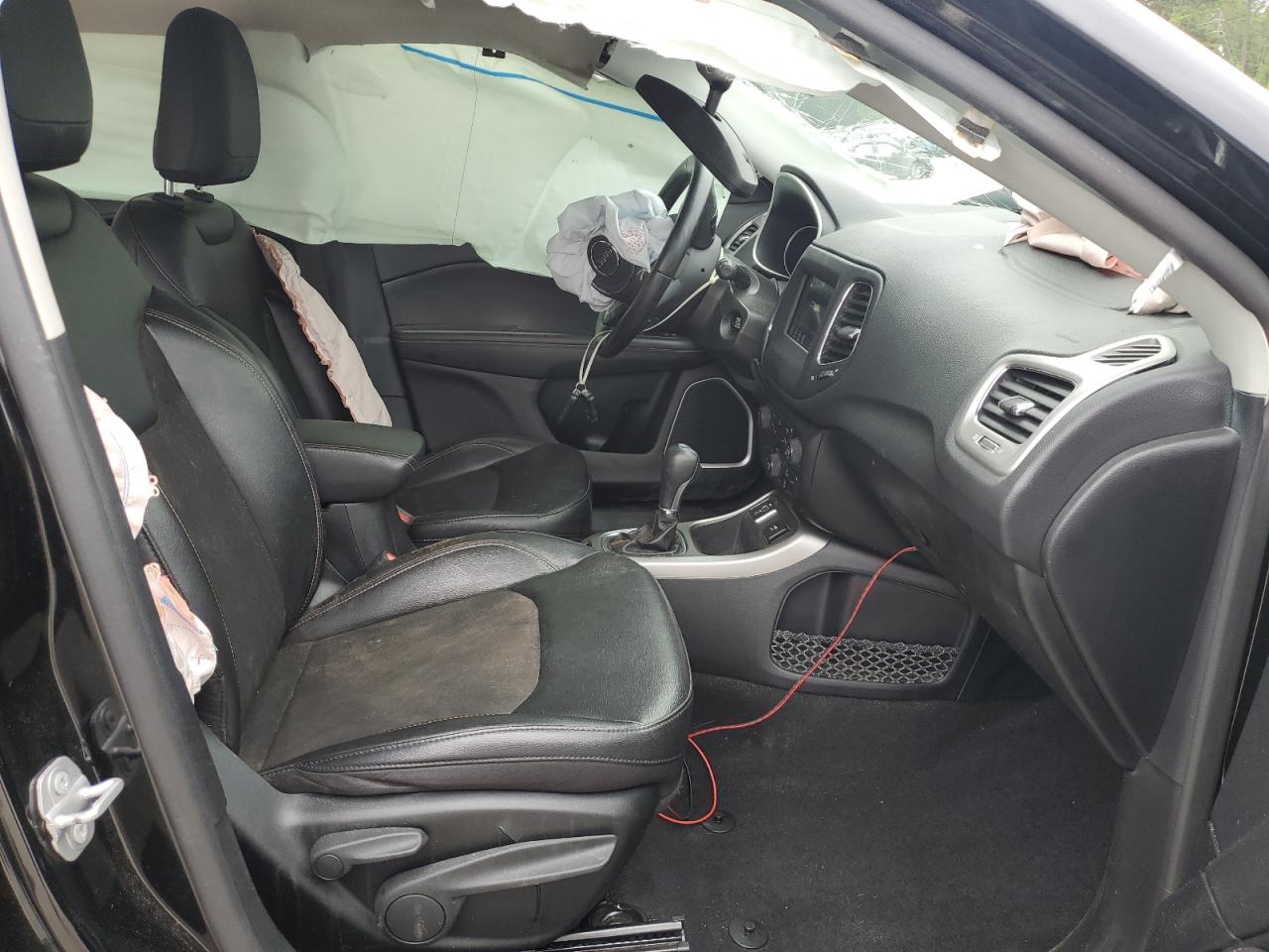 JEEP COMPASS LATITUDE