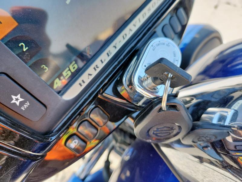 2015 HARLEY-DAVIDSON FLHTKL ULTRA LIMITED LOW 1HD1KKL12FB645582
