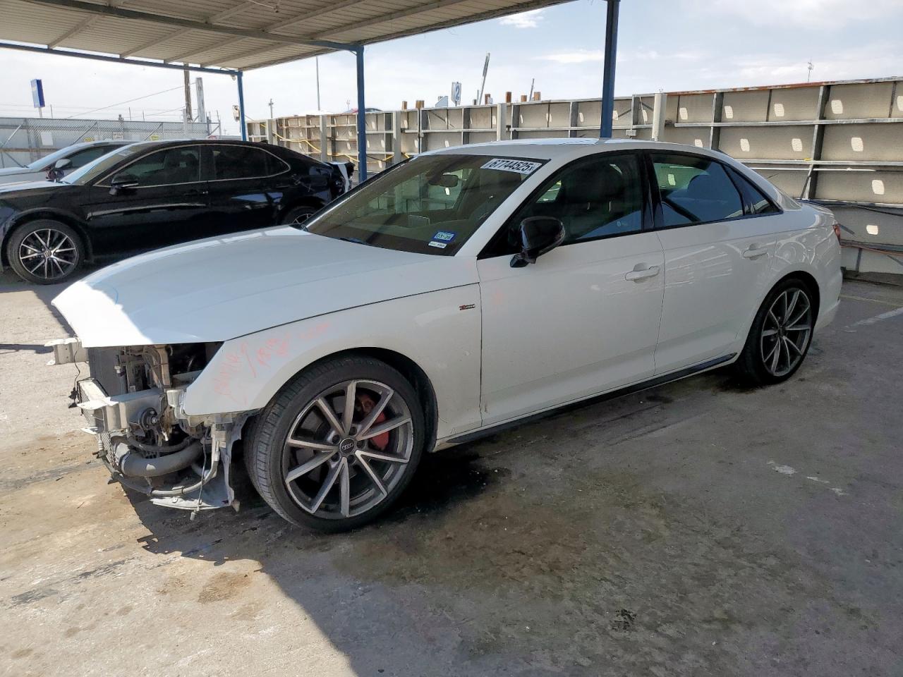 AUDI A4 PREMIUM PLUS