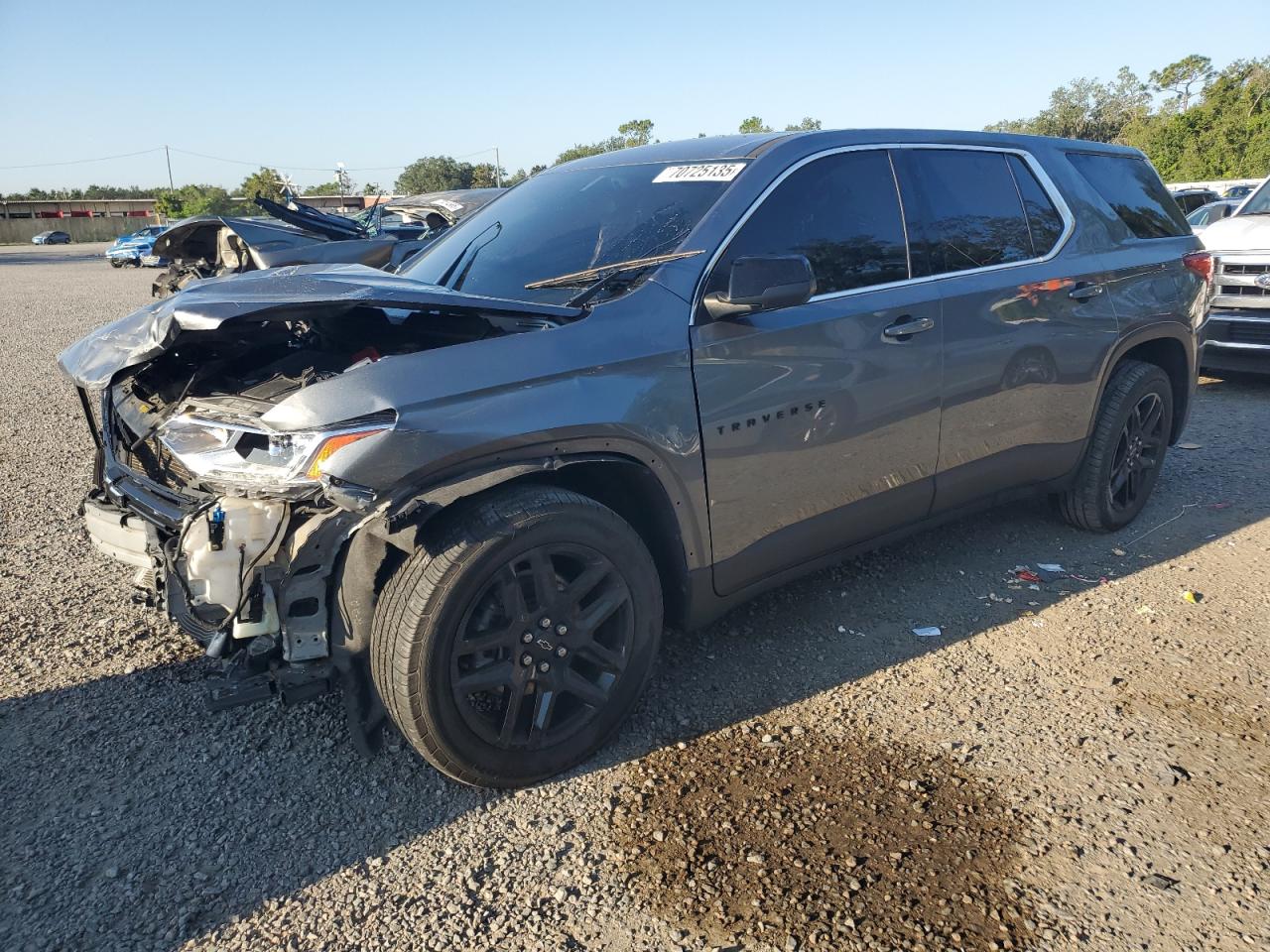 CHEVROLET TRAVERSE LS