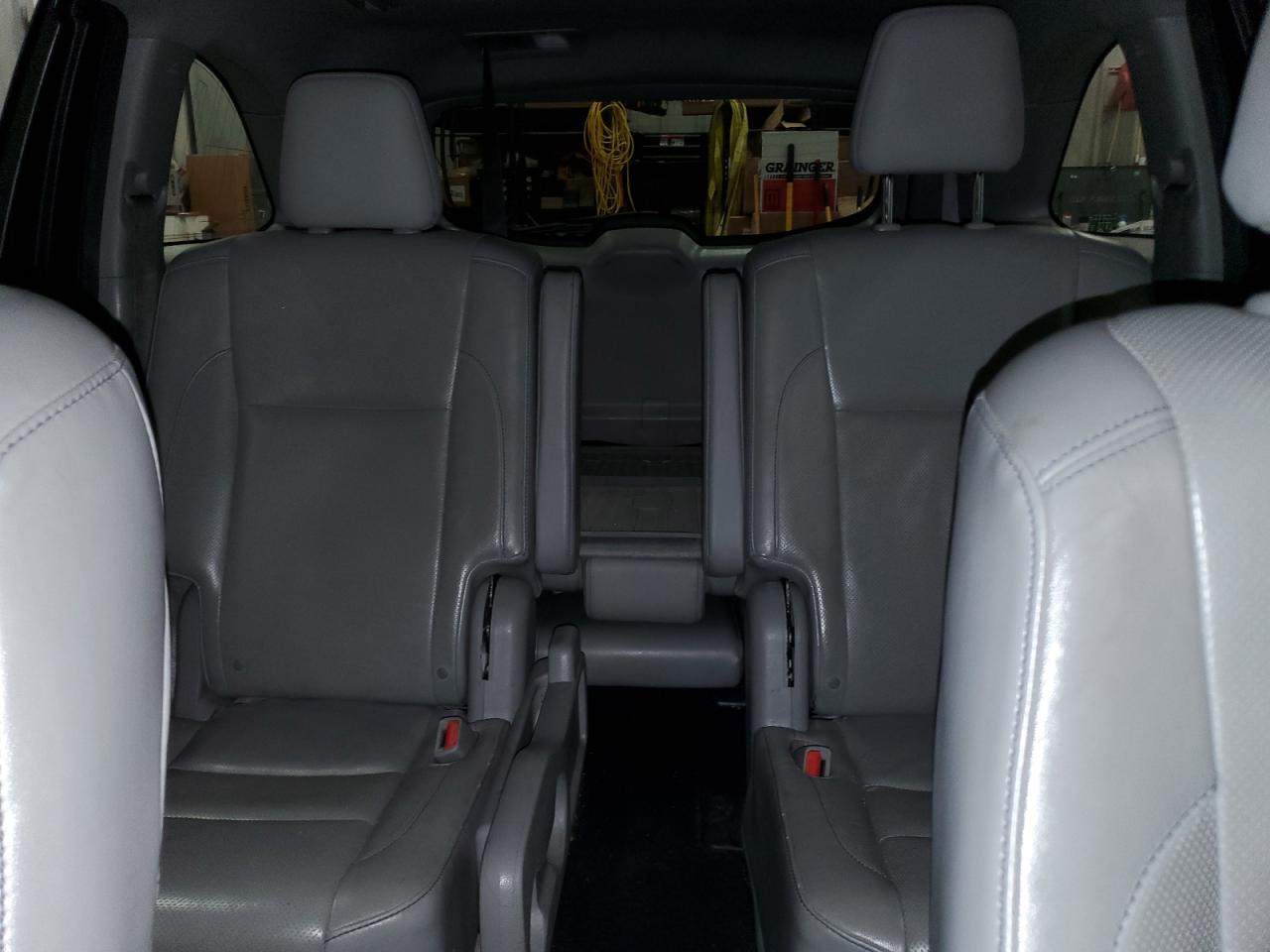 TOYOTA HIGHLANDER LIMITED