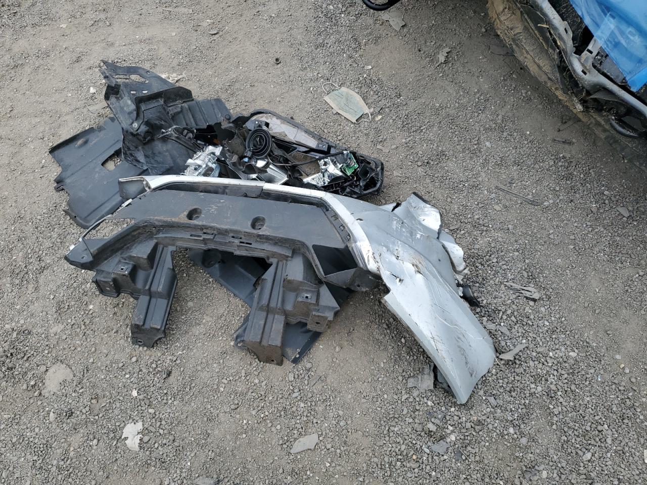 NISSAN ROGUE SPORT S