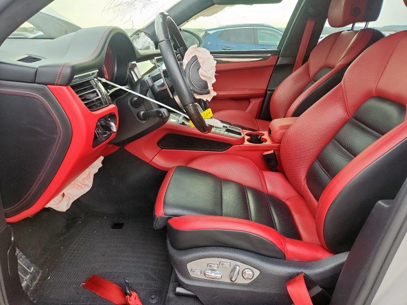 2020 PORSCHE MACAN TURB WP1AF2A55LLB60692