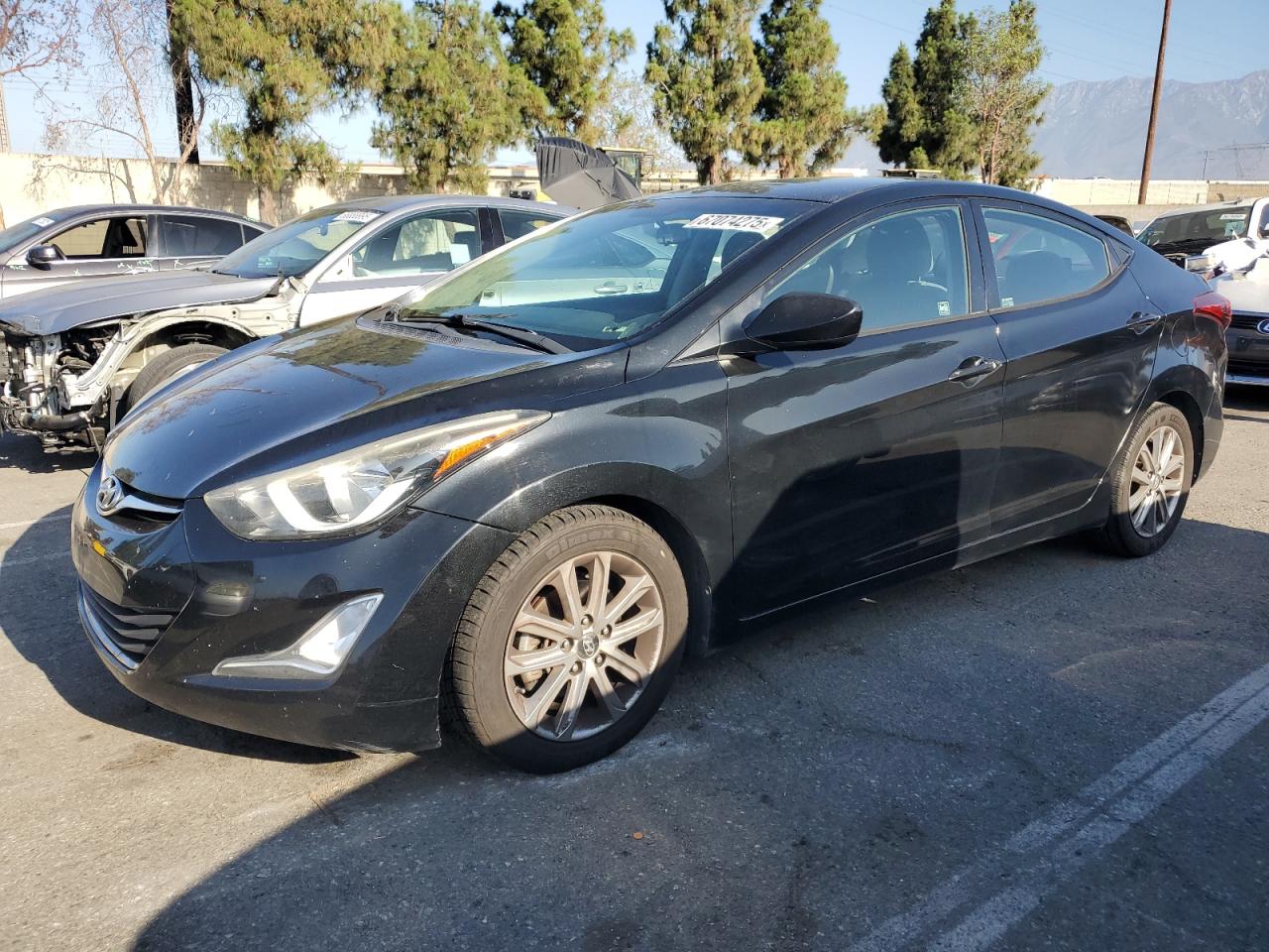 HYUNDAI ELANTRA SE