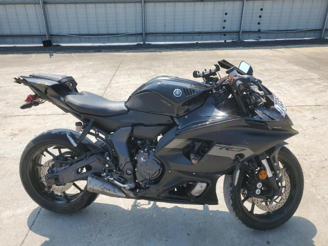 YAMAHA YZFR7