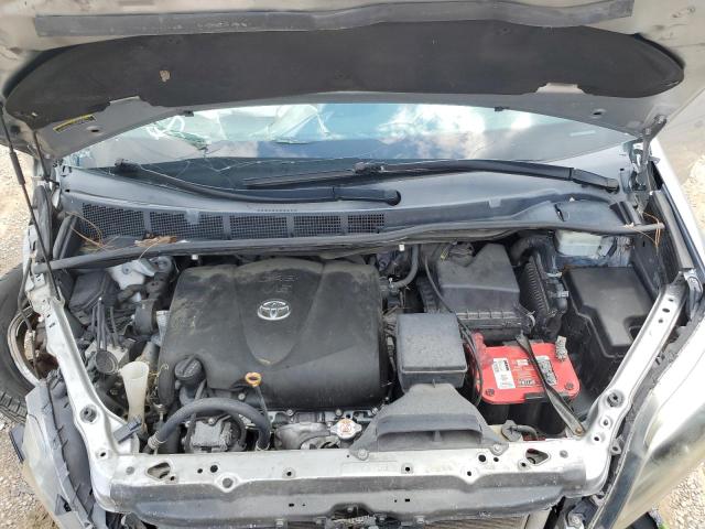 2019 TOYOTA SIENNA SE 5TDXZ3DC9KS985568