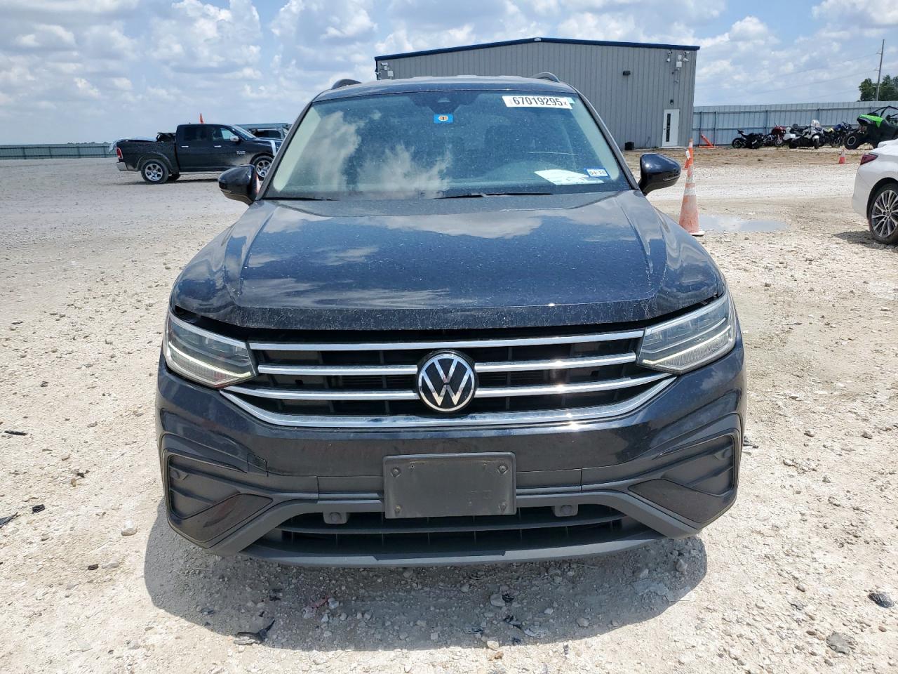VOLKSWAGEN TIGUAN S