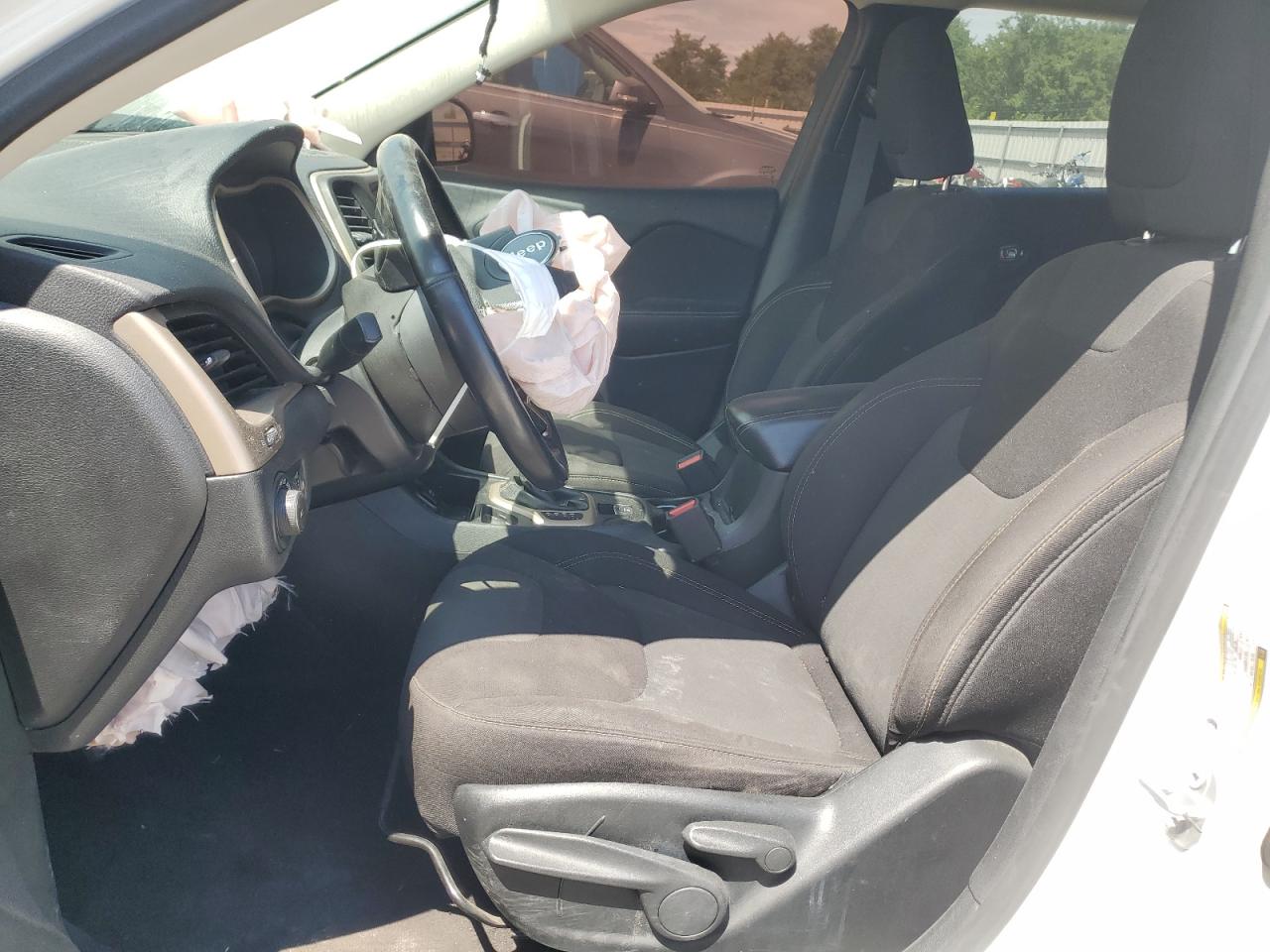 JEEP GRAND CHEROKEE LATITUDE