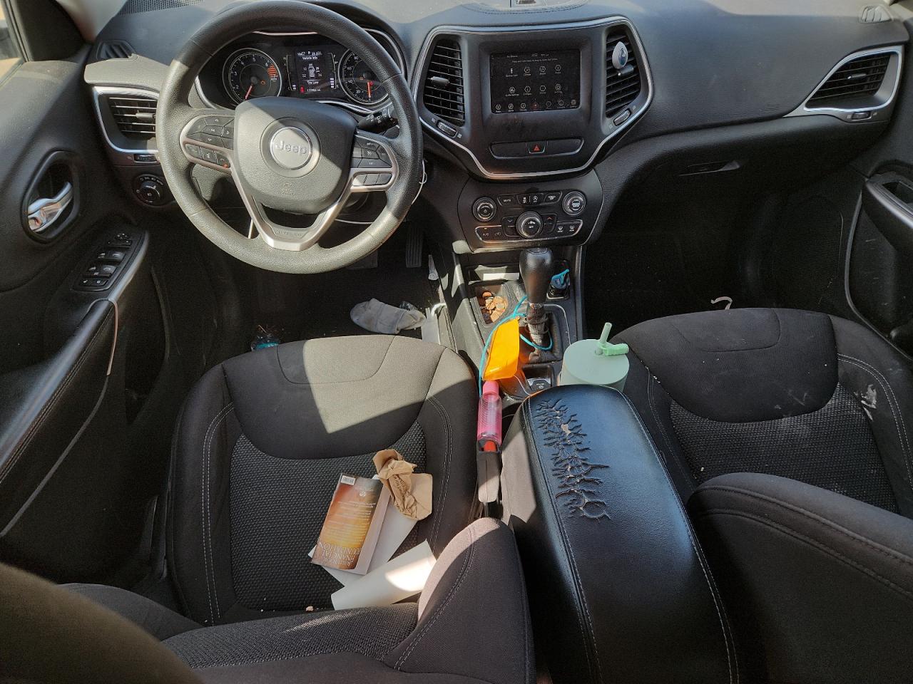 JEEP GRAND CHEROKEE LATITUDE