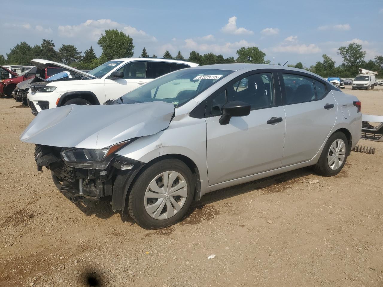 NISSAN VERSA S