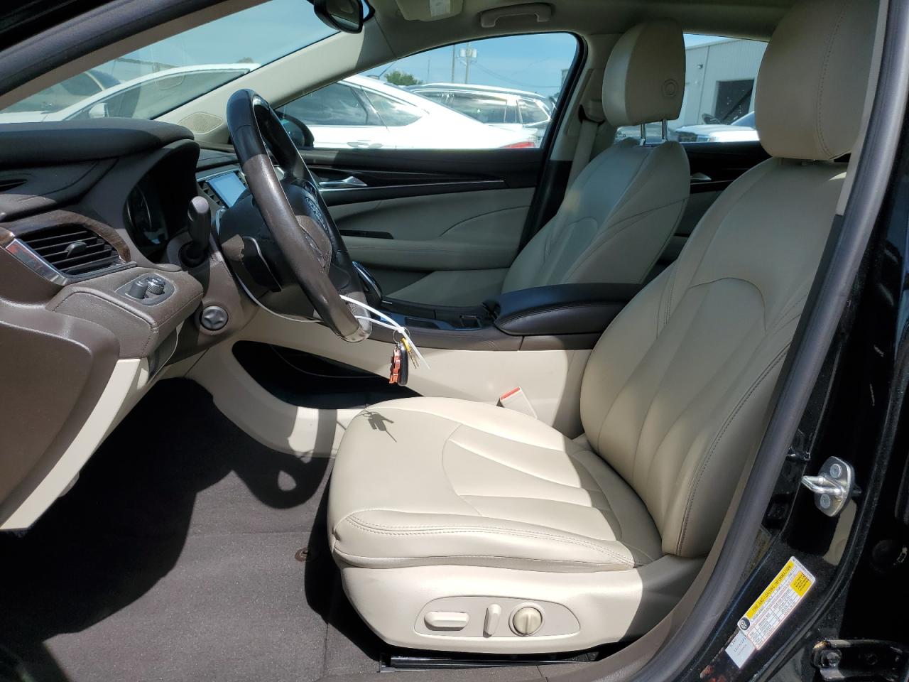 BUICK LACROSSE PREFERRED