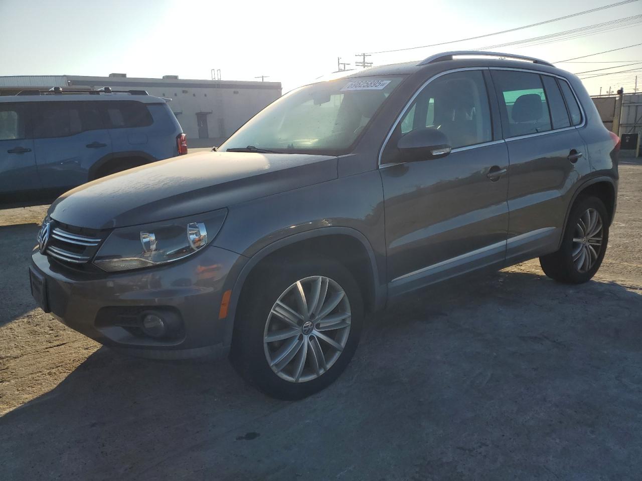 VOLKSWAGEN TIGUAN S
