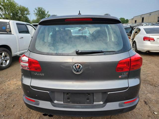 2016 VOLKSWAGEN TIGUAN S - WVGBV7AX2GW550138