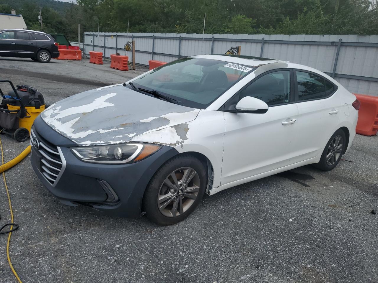 HYUNDAI ELANTRA SE