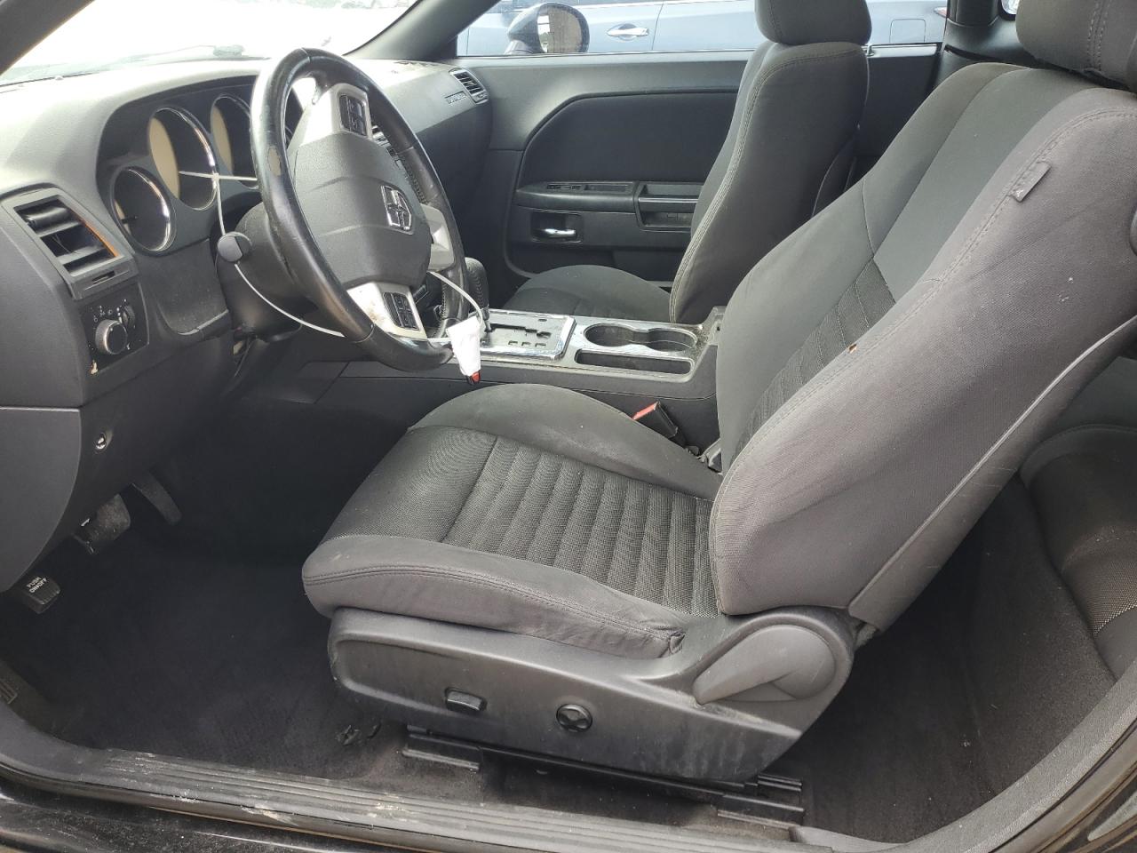 DODGE CHALLENGER SXT