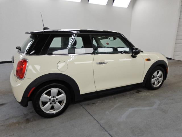 2017 MINI COOPER WMWXP5C3XH3B15941