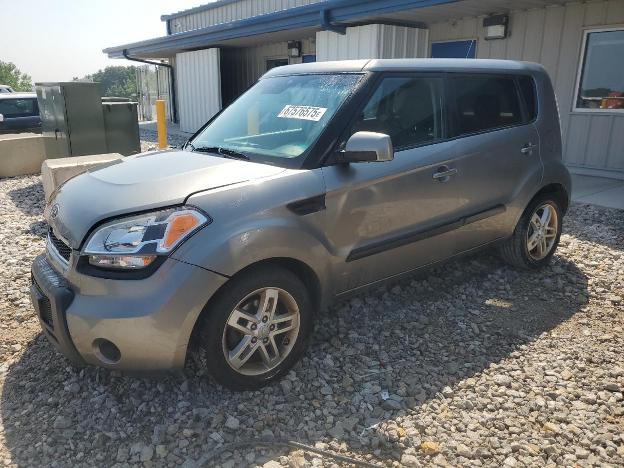 KIA SOUL +