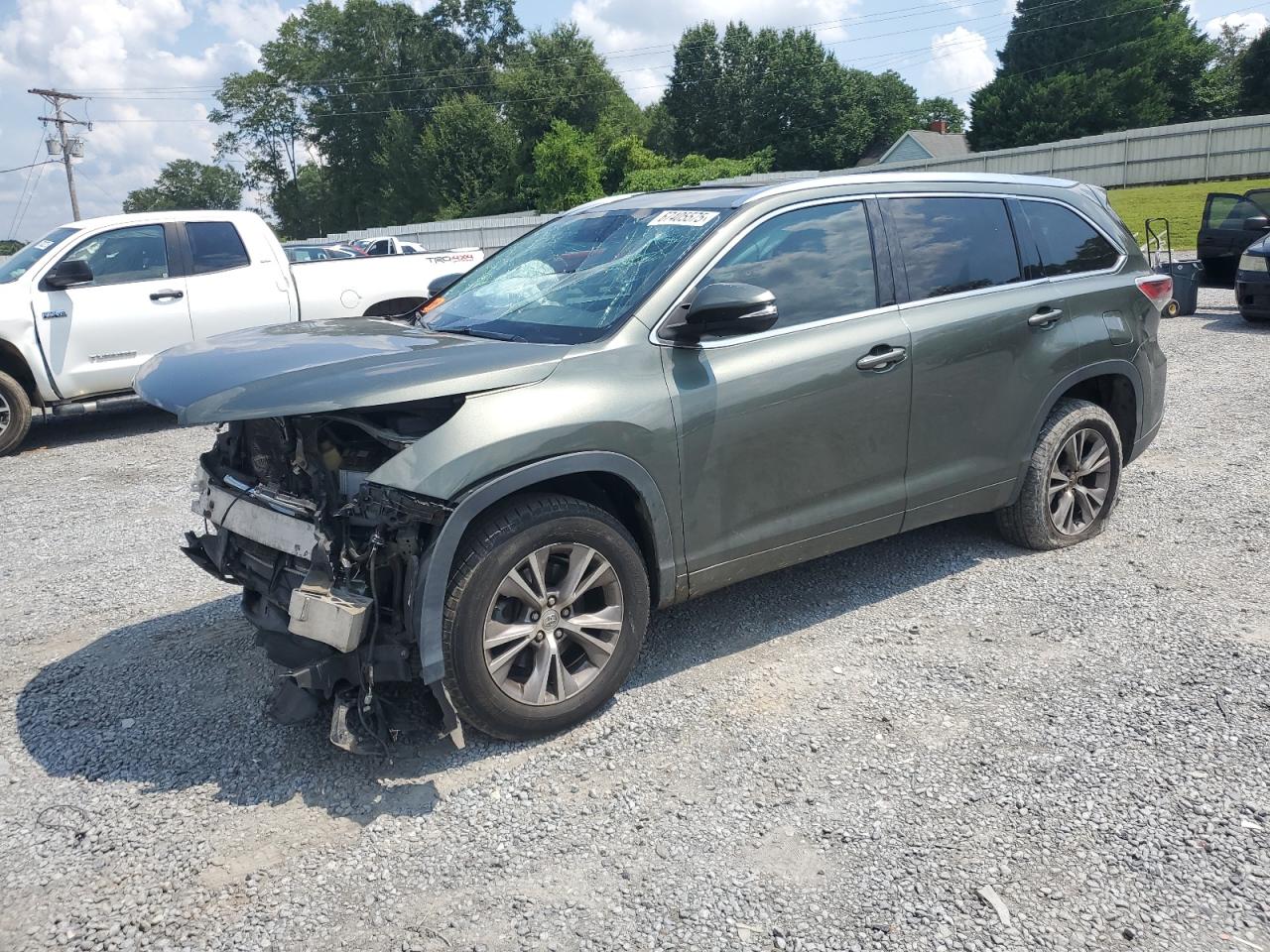 TOYOTA HIGHLANDER XLE