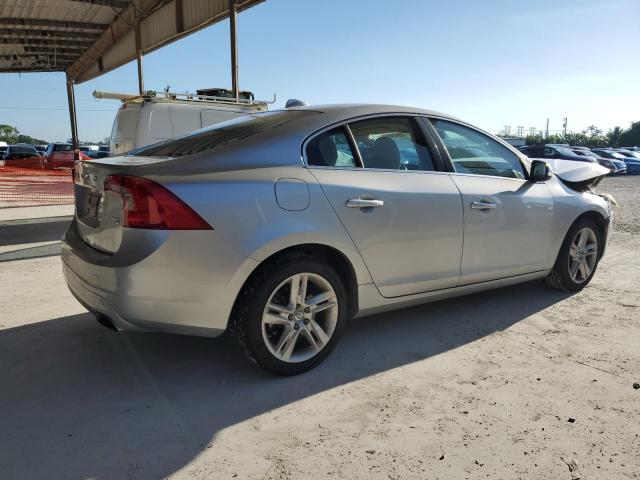 2015 VOLVO S60 PREMIE YV140MFK6F1356645