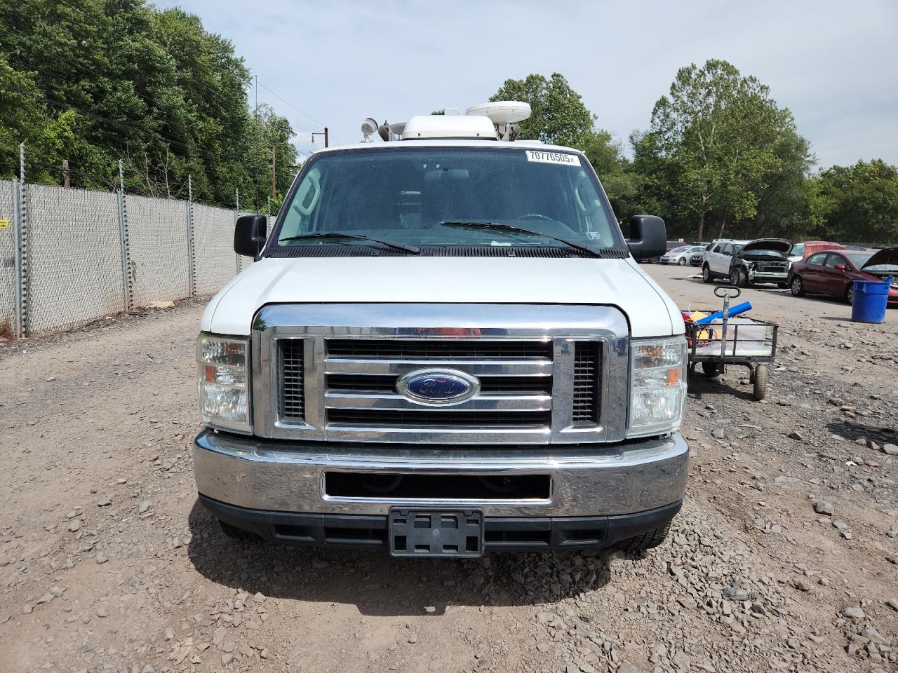 FORD ECONOLINE E350 SUPER DUTY VAN