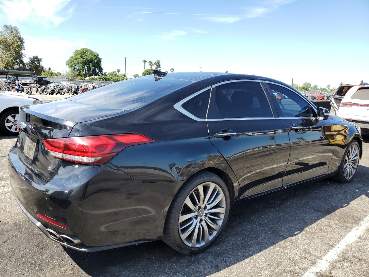 HYUNDAI GENESIS 5.0L