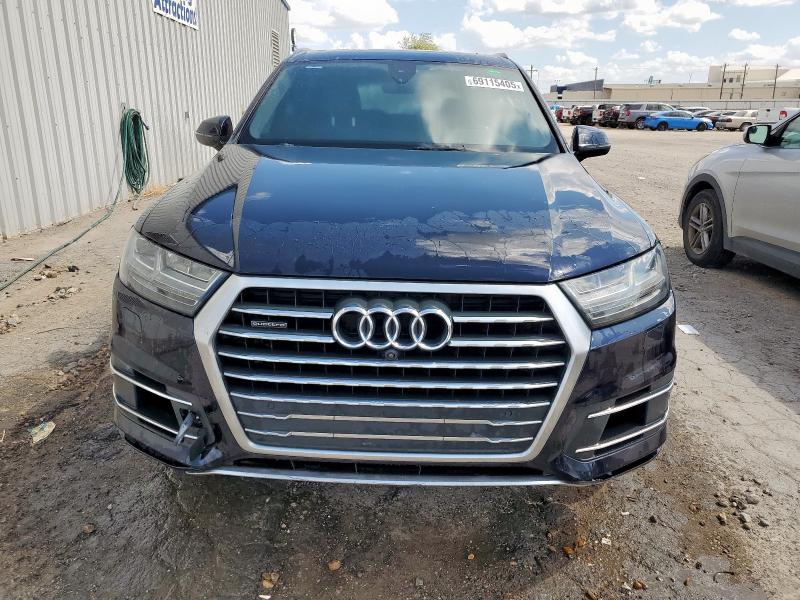 2017 AUDI Q7 PREMIUM WA1LAAF78HD022394