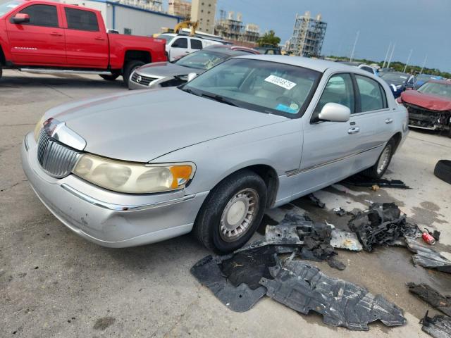 LINCOLN TOWN CAR E