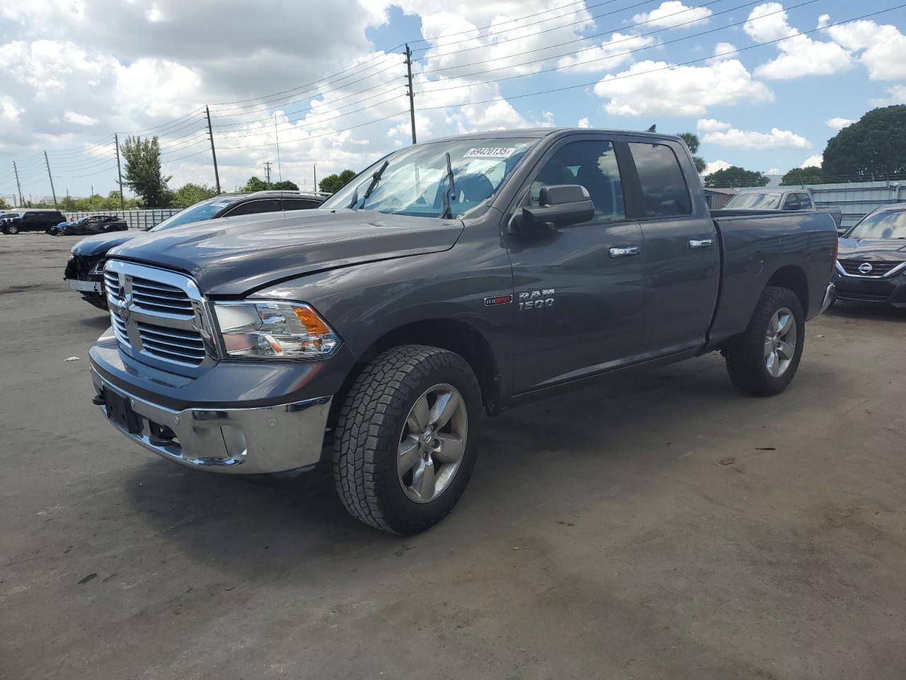RAM 1500 SLT