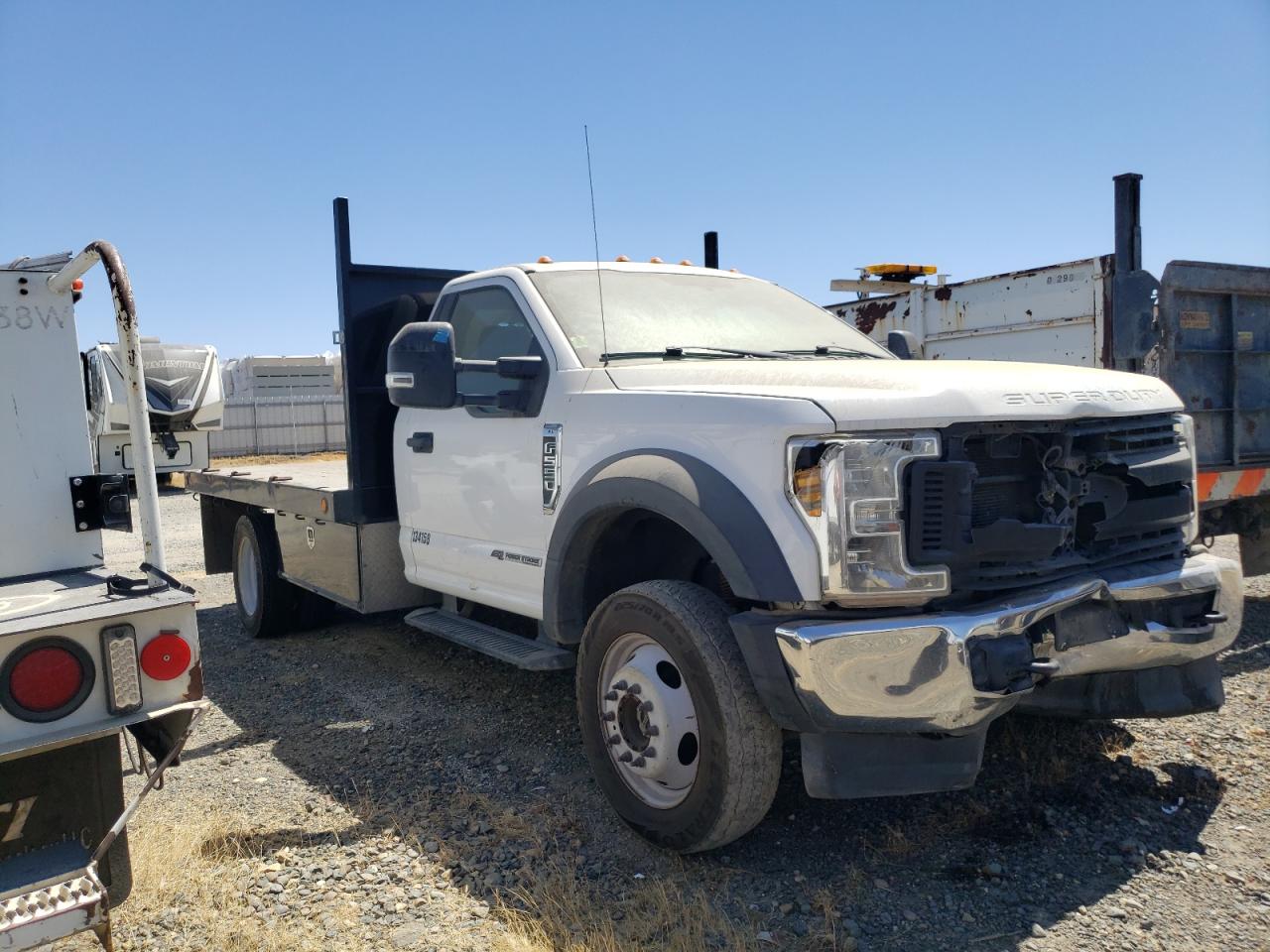 FORD F-550 SUPER DUTY