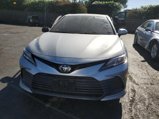 2021 TOYOTA CAMRY LE - 4T1C11AK0MU469339