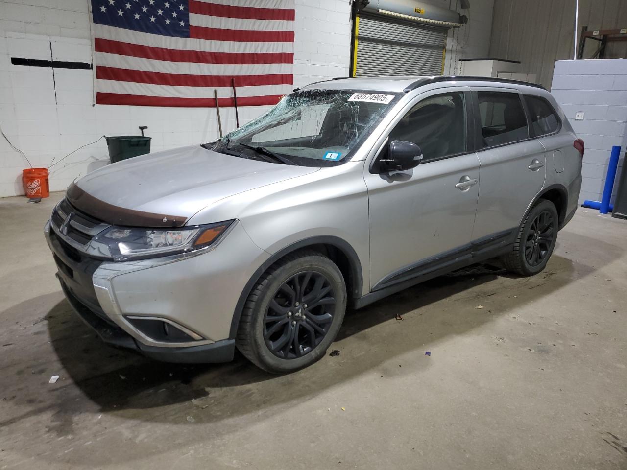 MITSUBISHI OUTLANDER SE