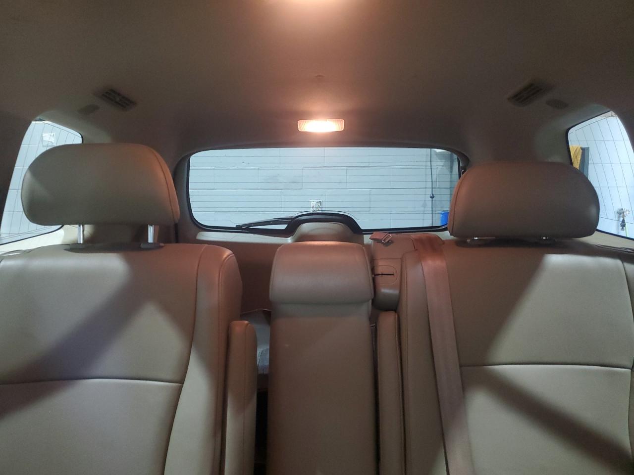 TOYOTA HIGHLANDER BASE