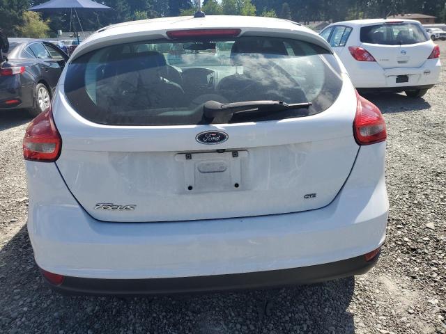 2015 FORD FOCUS SE 1FADP3K24FL318701