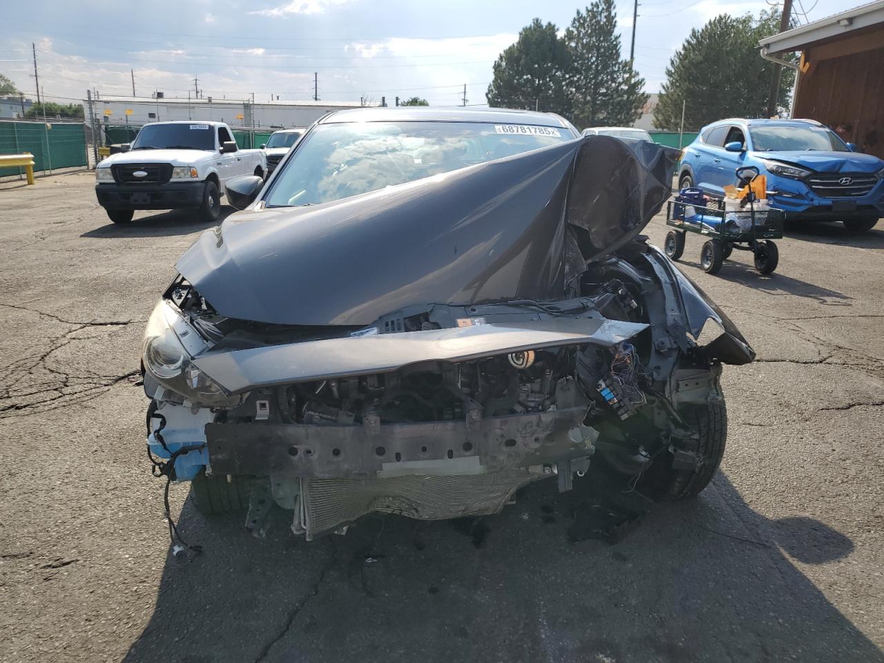 MAZDA 3 GRAND TOURING