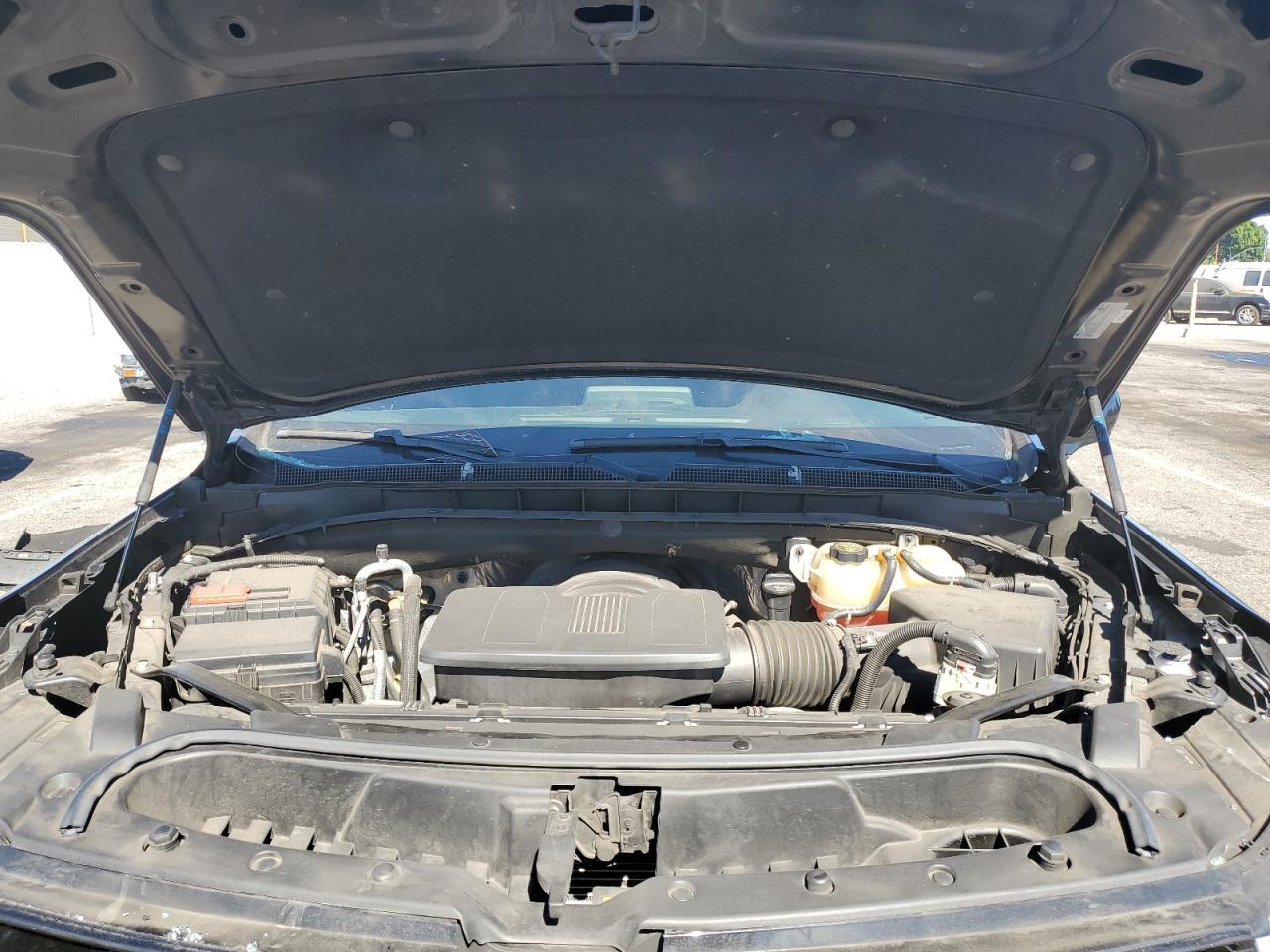 CHEVROLET SUBURBAN C1500 LS