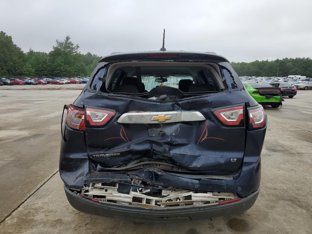 CHEVROLET TRAVERSE LT