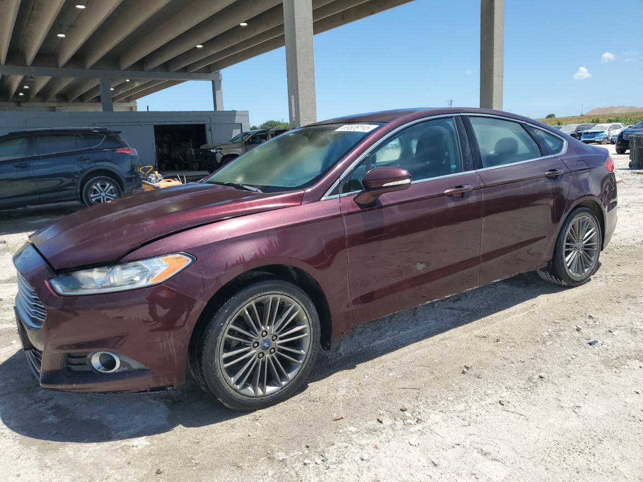 FORD FUSION SE