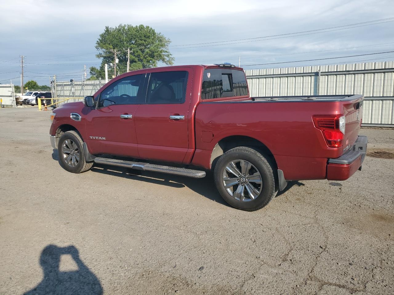 NISSAN TITAN SV