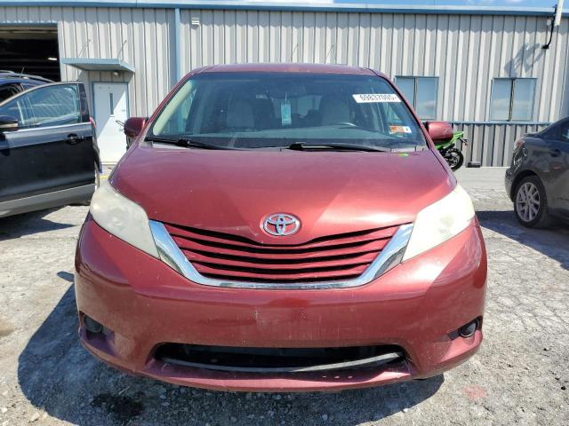 2017 TOYOTA SIENNA LE 5TDKZ3DC9HS767861