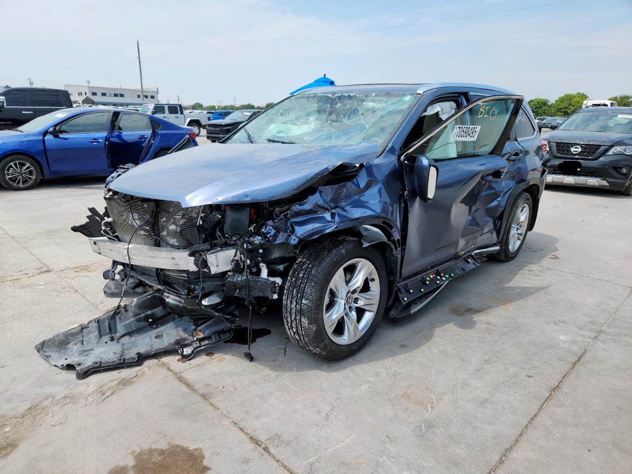 TOYOTA HIGHLANDER LIMITED