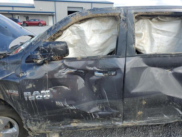 2016 RAM 1500 SLT 3C6RR7LT4GG331852
