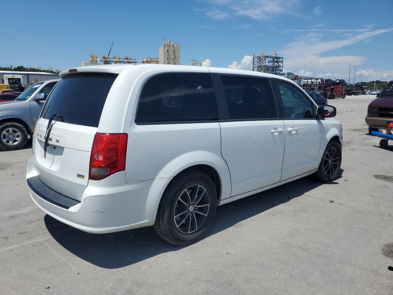 DODGE GRAND CARAVAN SE