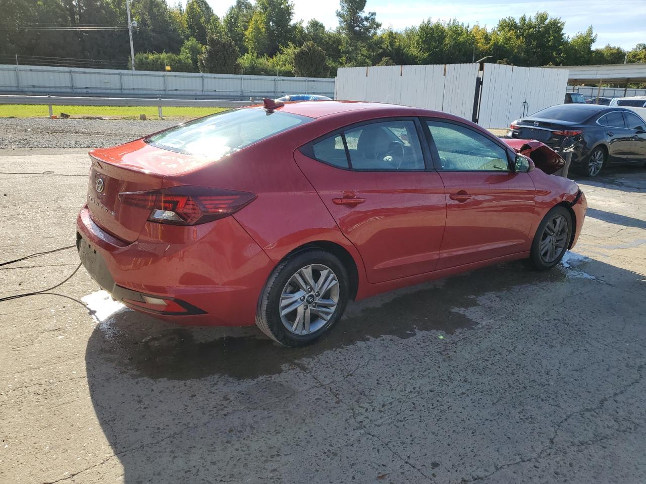 HYUNDAI ELANTRA SEL