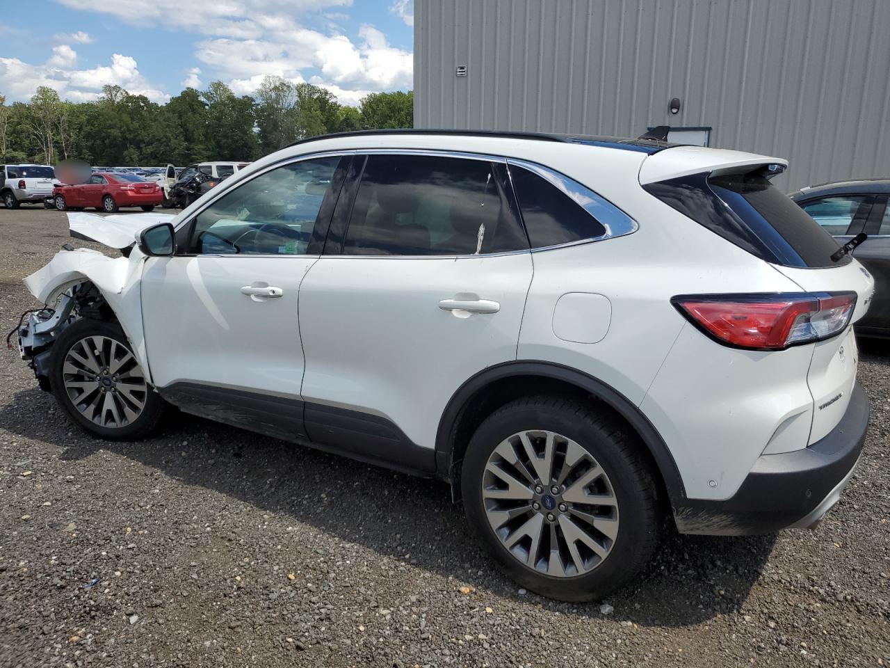 FORD ESCAPE TITANIUM