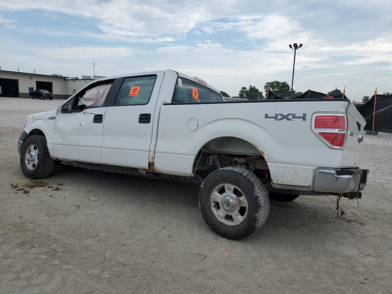 FORD F-150 SUPERCREW