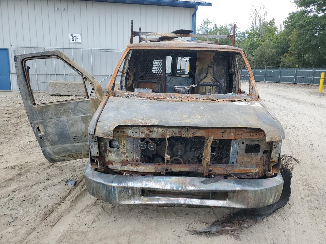 FORD ECONOLINE E250 VAN