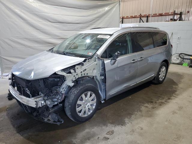 CHRYSLER PACIFICA T
